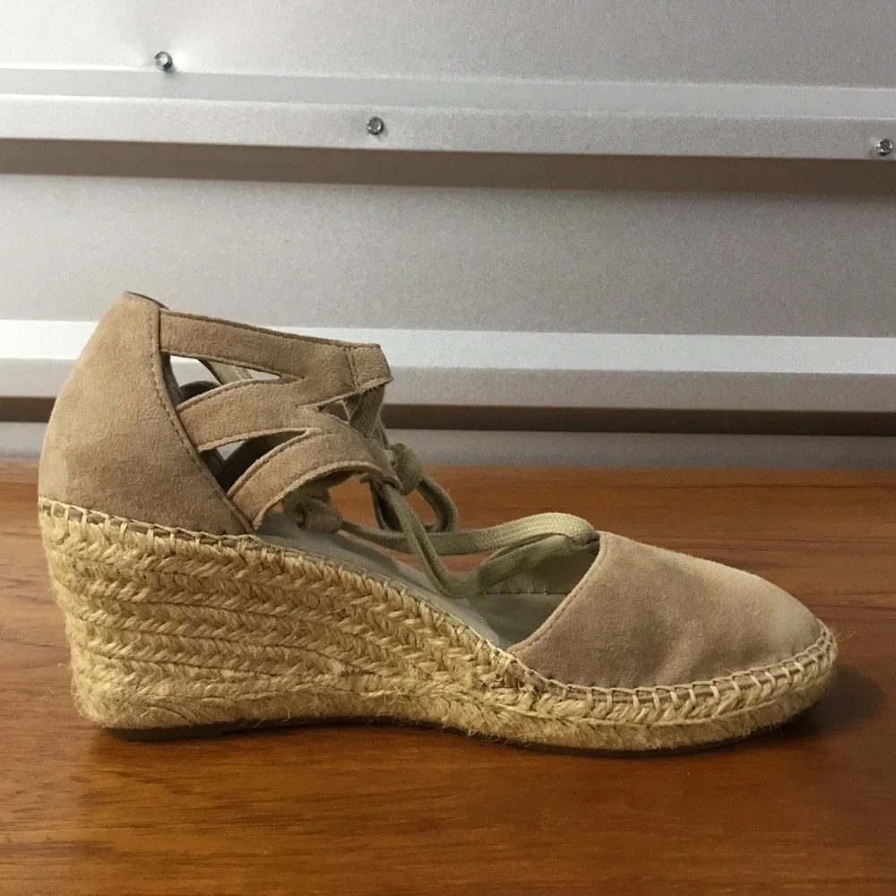 Abeo Women Dee Tan Suede Lace Up Fisherman Bio System Espadrilles Sandal Size 7